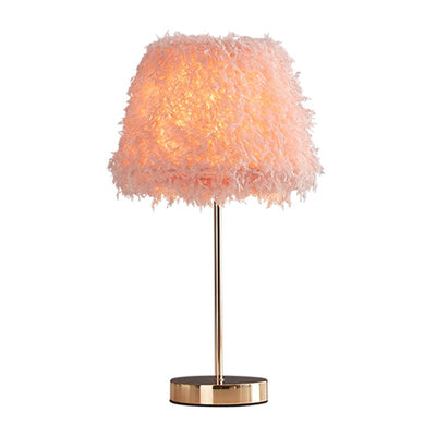 FeatherGlow Elegant Fjer Bordlampe