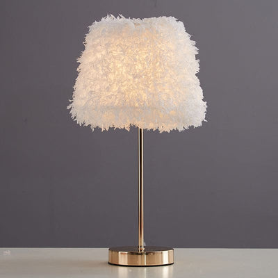 FeatherGlow Elegant Fjer Bordlampe