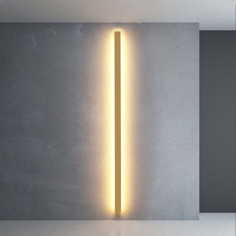 VertiLume Sleek Vertical Light – Elegant LED Væglampe i Moderne Design