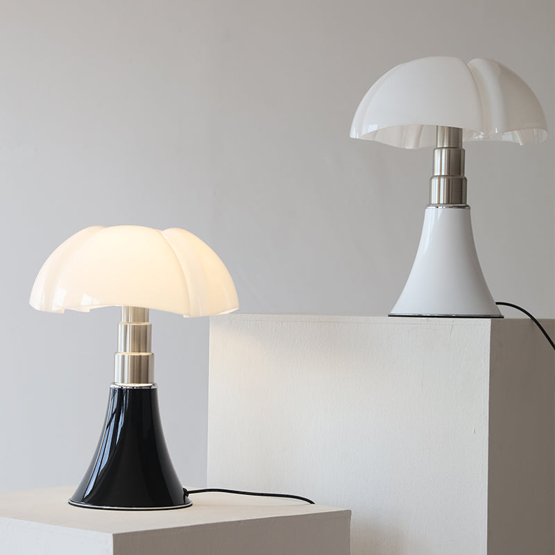 AcryLux – Elegant Klassisk Lampe med Moderne Design