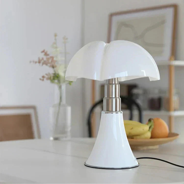 AcryLux – Elegant Klassisk Lampe med Moderne Design