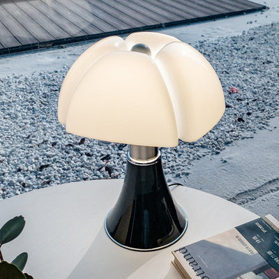 AcryLux – Elegant Klassisk Lampe med Moderne Design