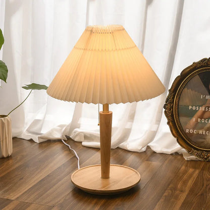 VintageLumi – Retro Trælampe