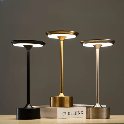 GloedStil - Moderne Bordlampe med Touch-funktion